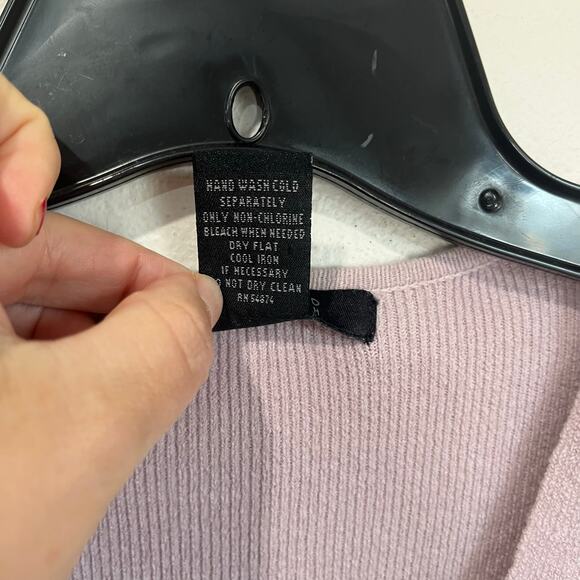 The Limited Y2K Lilac Embroidered Knit V-Neck Sweater Top Size Large - Picture 6 of 8